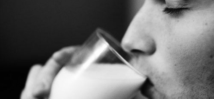 Какой есть вред от молока и молочных продуктов для человека. 1 часть.